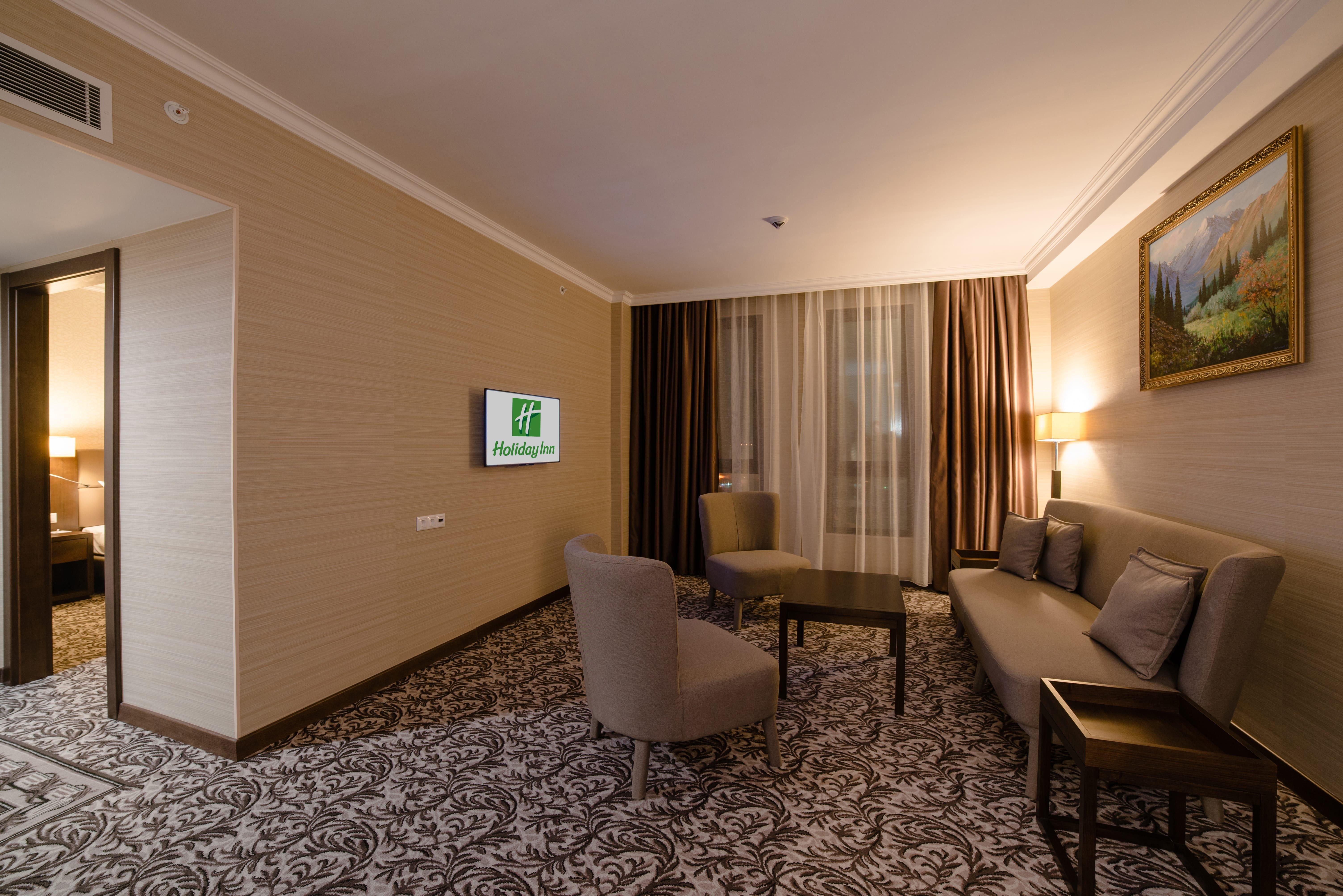 Holiday Inn Aktau By Ihg Exterior foto