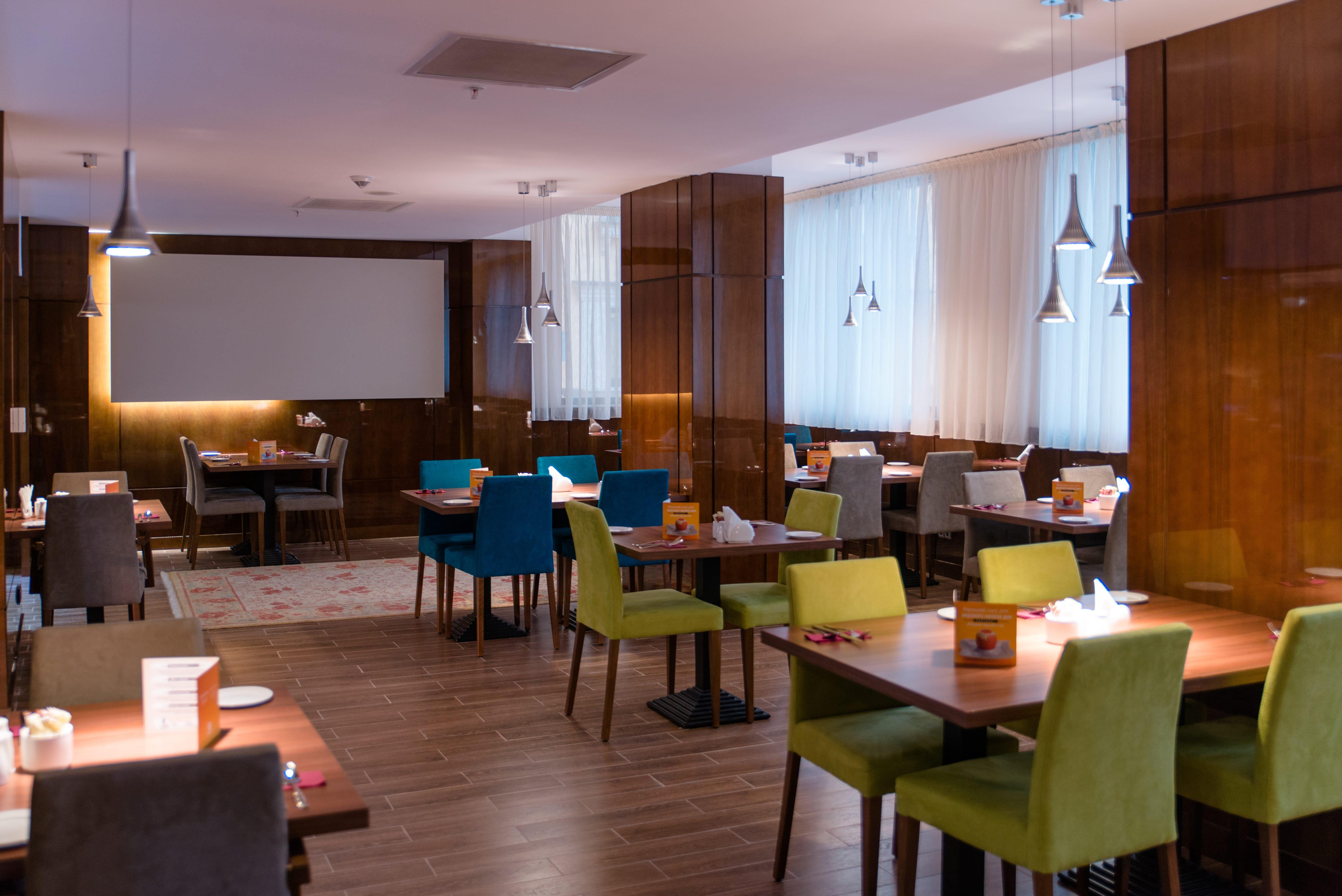 Holiday Inn Aktau By Ihg Exterior foto
