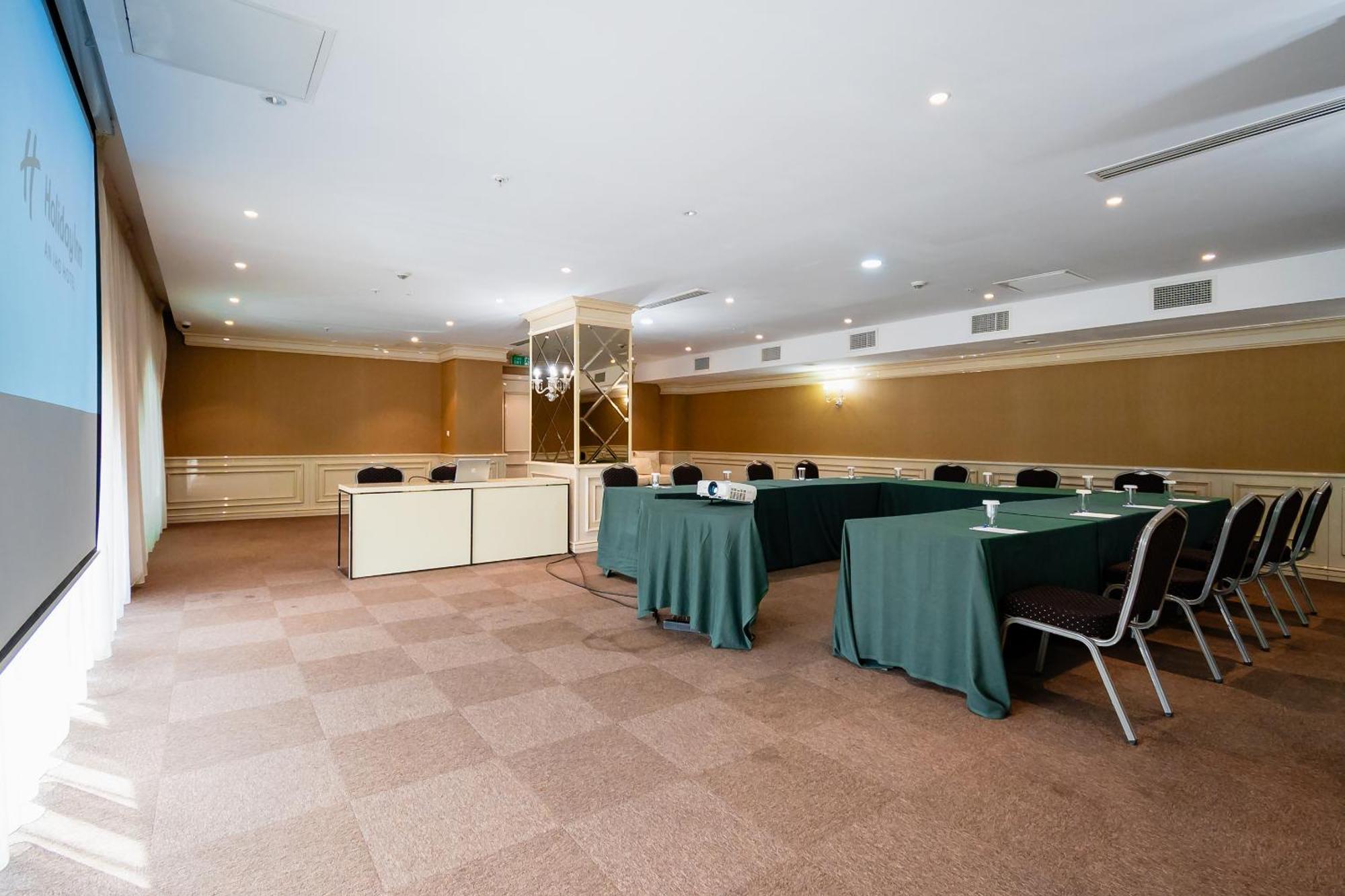Holiday Inn Aktau By Ihg Exterior foto