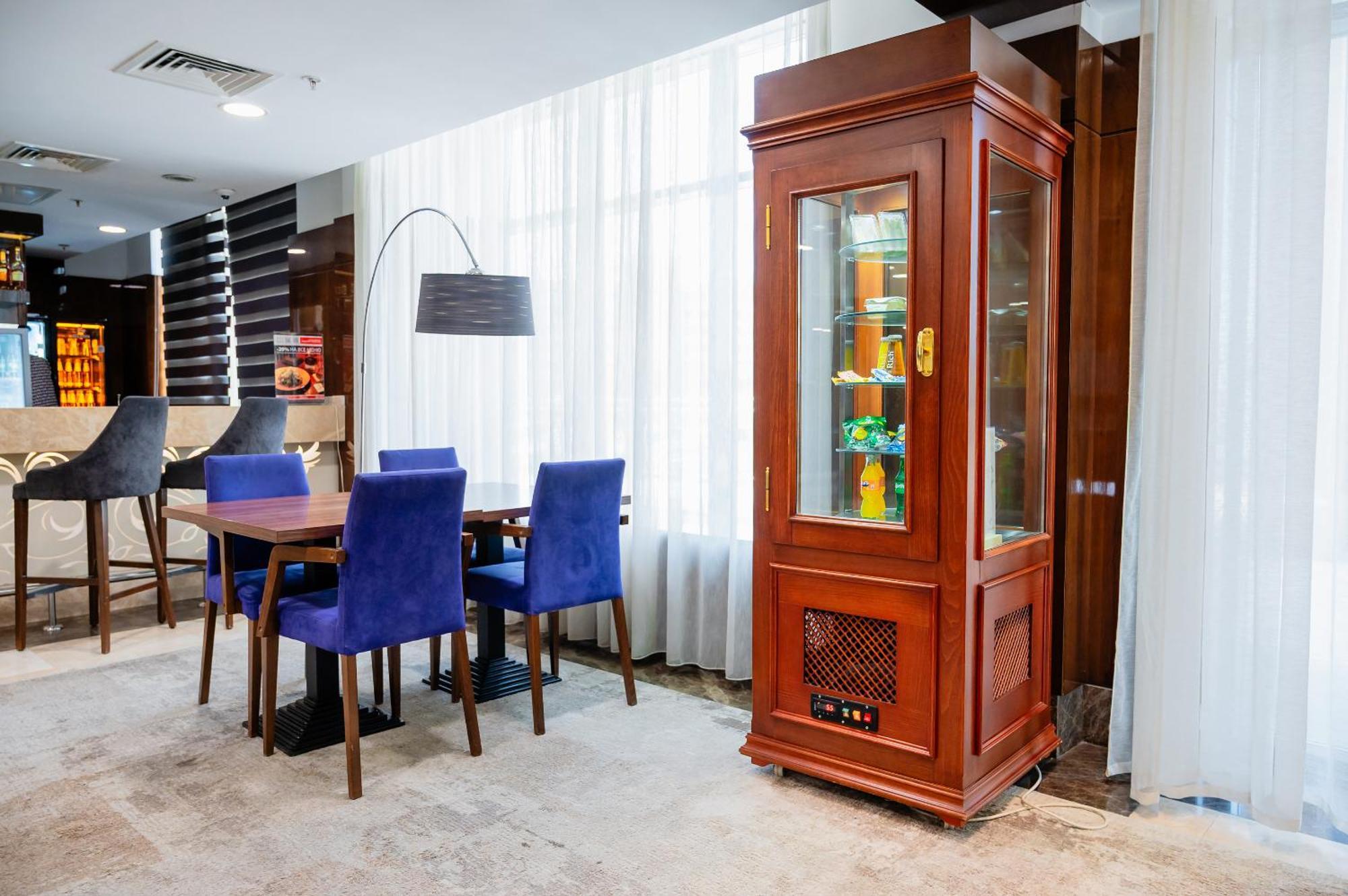 Holiday Inn Aktau By Ihg Exterior foto
